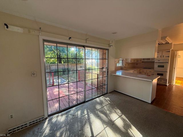 4661 Truman LN, Virginia Beach, VA 23455