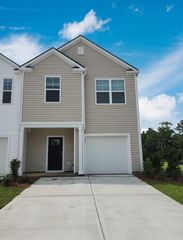 213 Bluebell Way, Moncks Corner, SC 29461