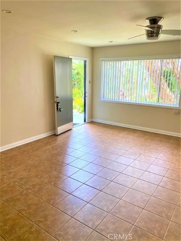 250 Cliff Drive 8, Laguna Beach, CA 92651