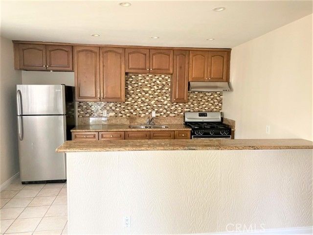 250 Cliff Drive 8, Laguna Beach, CA 92651