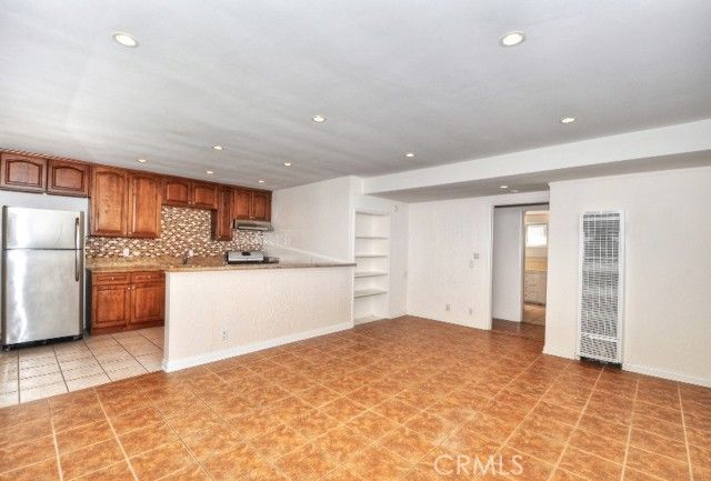 250 Cliff Drive 8, Laguna Beach, CA 92651