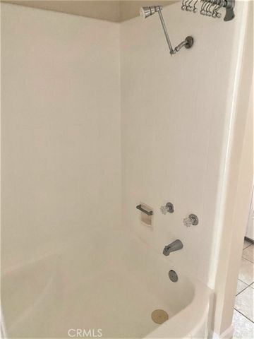 250 Cliff Drive 8, Laguna Beach, CA 92651