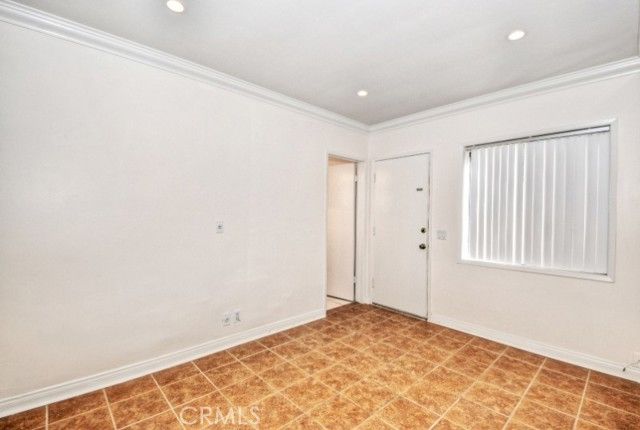 250 Cliff Drive 8, Laguna Beach, CA 92651