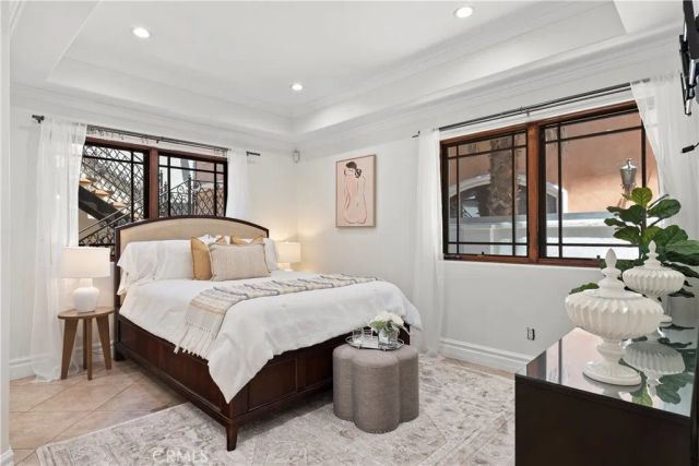 15014 Valleyheart, Sherman Oaks, CA 91403