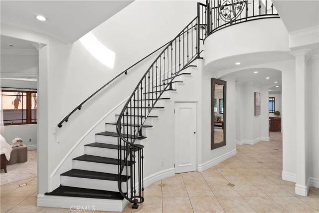 15014 Valleyheart, Sherman Oaks, CA 91403