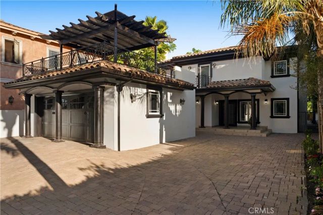 15014 Valleyheart, Sherman Oaks, CA 91403