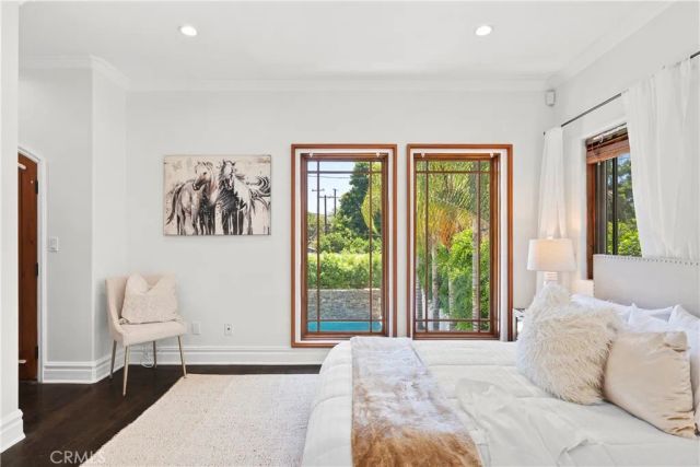 15014 Valleyheart, Sherman Oaks, CA 91403