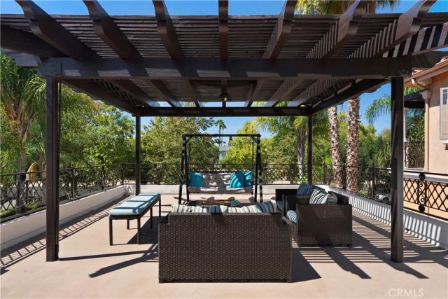 15014 Valleyheart, Sherman Oaks, CA 91403