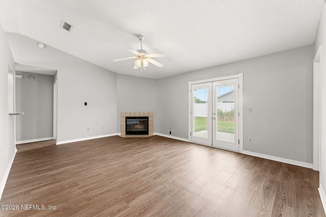 7809 ALLSPICE Circle E, Jacksonville, FL 32244