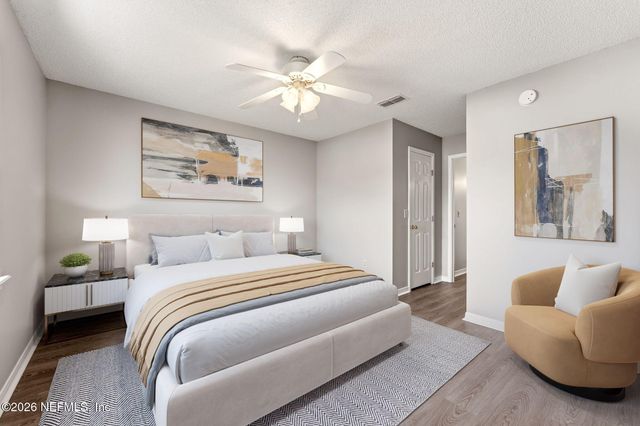 7809 ALLSPICE Circle E, Jacksonville, FL 32244