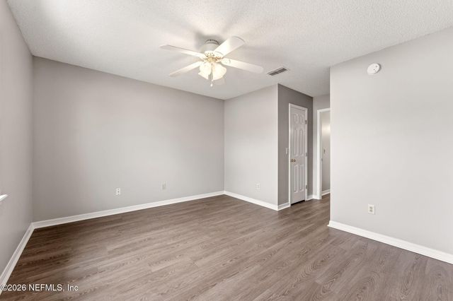 7809 ALLSPICE Circle E, Jacksonville, FL 32244