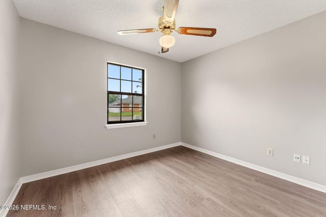 7809 ALLSPICE Circle E, Jacksonville, FL 32244