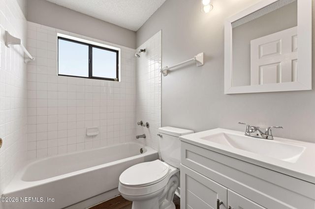 7809 ALLSPICE Circle E, Jacksonville, FL 32244