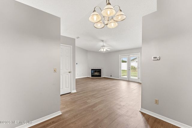 7809 ALLSPICE Circle E, Jacksonville, FL 32244