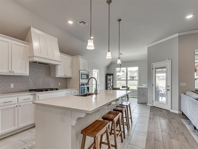 4224 NW 156th Court, Edmond, OK 73013