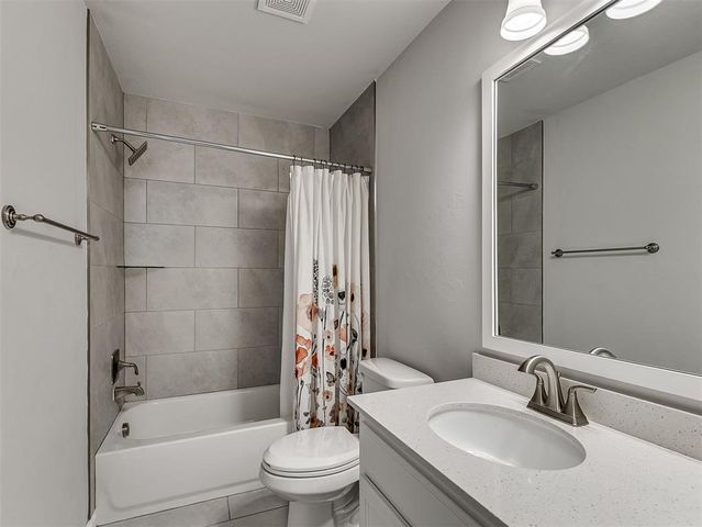 4224 NW 156th Court, Edmond, OK 73013