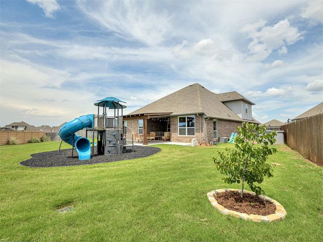 4224 NW 156th Court, Edmond, OK 73013