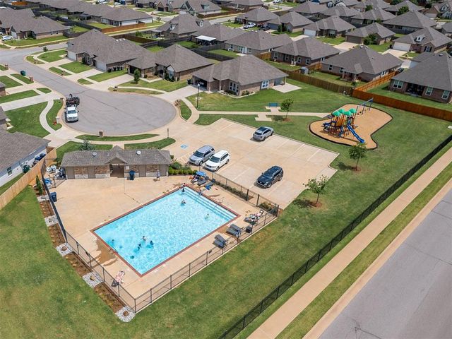 4224 NW 156th Court, Edmond, OK 73013