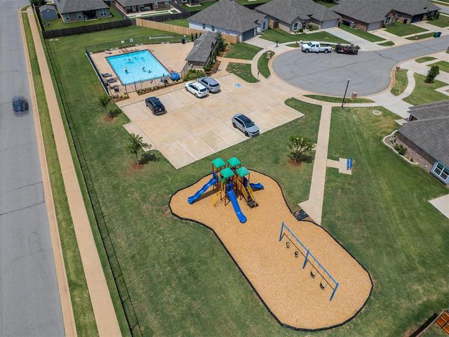 4224 NW 156th Court, Edmond, OK 73013