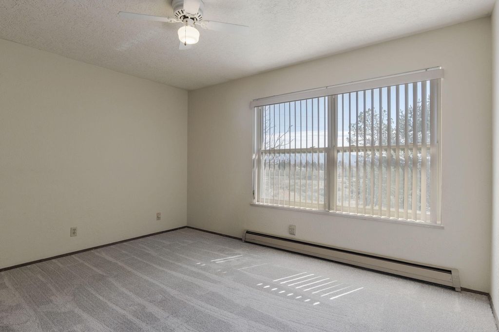 Image 40 of property listing at 4008 Saint Andrews Drive SE, Rio Rancho, NM 87124