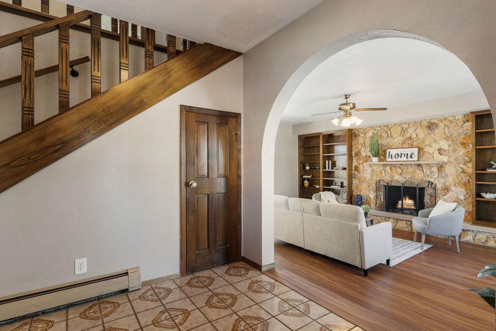 Image 5 of property listing at 4008 Saint Andrews Drive SE, Rio Rancho, NM 87124