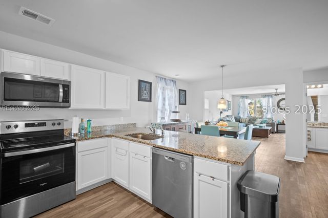 5 Palmetto Breeze Cir, Beaufort, SC 29907