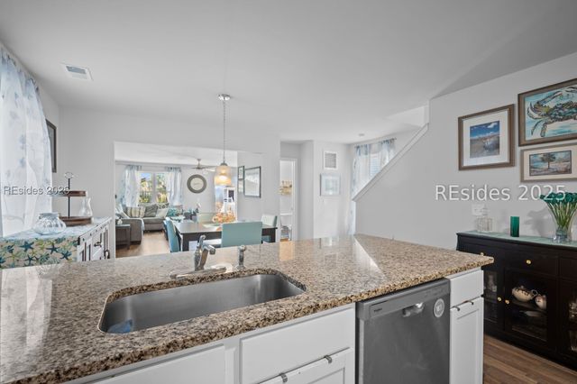 5 Palmetto Breeze Cir, Beaufort, SC 29907