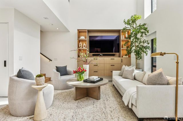 242 Alma Street, San Francisco, CA 94117