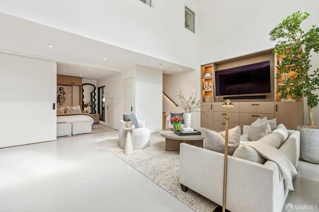 242 Alma Street, San Francisco, CA 94117