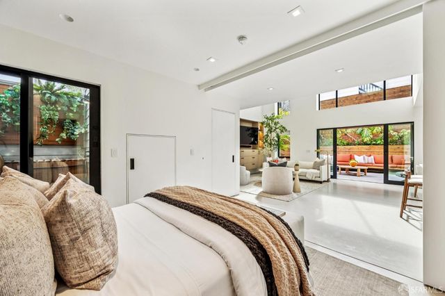 242 Alma Street, San Francisco, CA 94117