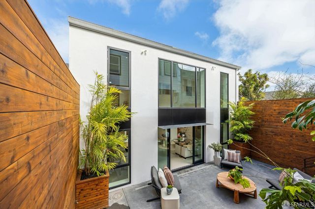 242 Alma Street, San Francisco, CA 94117