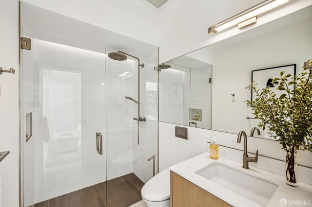 242 Alma Street, San Francisco, CA 94117