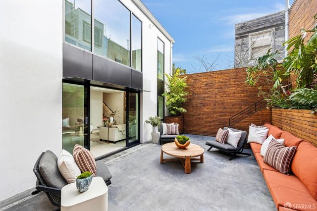 242 Alma Street, San Francisco, CA 94117