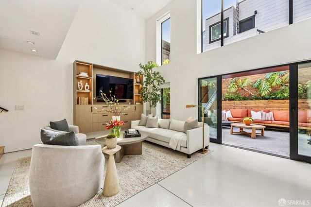 242 Alma Street, San Francisco, CA 94117