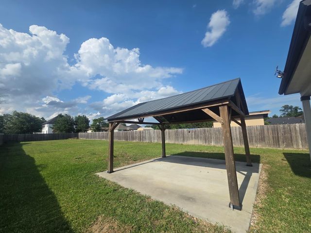 42 Road 5102 L, Cleveland, TX 77327