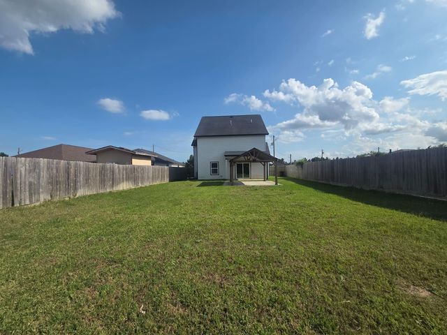 42 Road 5102 L, Cleveland, TX 77327