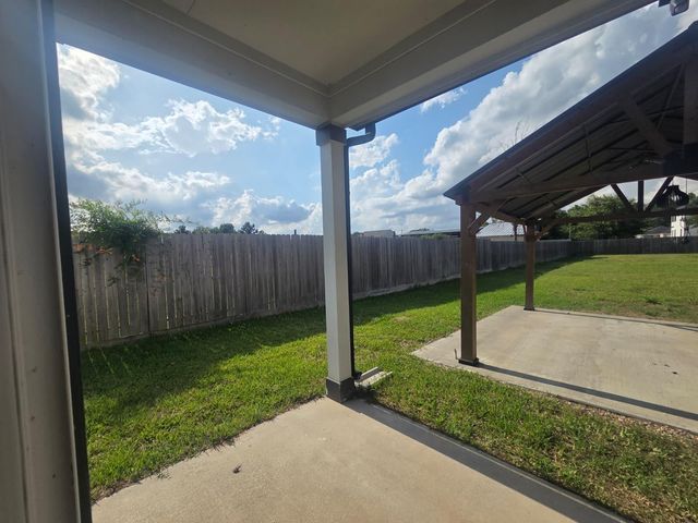 42 Road 5102 L, Cleveland, TX 77327