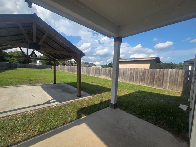 42 Road 5102 L, Cleveland, TX 77327