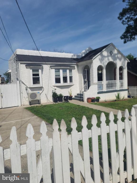 Image 1 of property listing at 3715 37TH PL, Brentwood, MD 20722