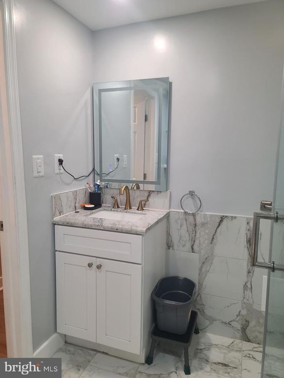 Image 20 of property listing at 3715 37TH PL, Brentwood, MD 20722