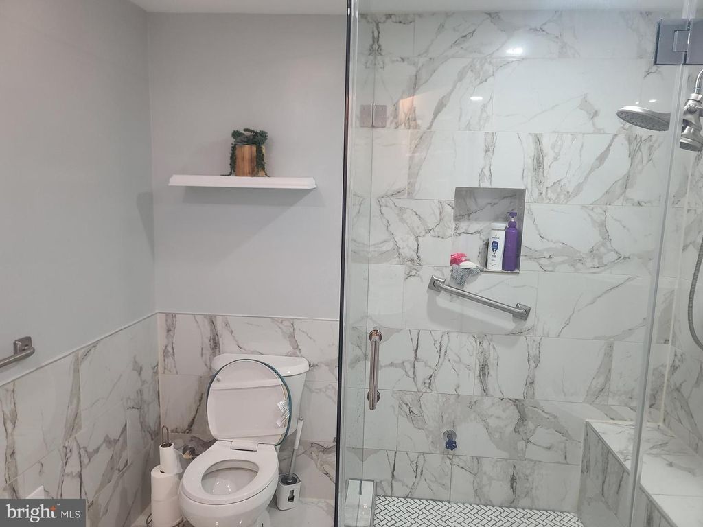 Image 21 of property listing at 3715 37TH PL, Brentwood, MD 20722