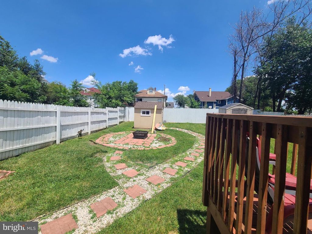 Image 8 of property listing at 3715 37TH PL, Brentwood, MD 20722