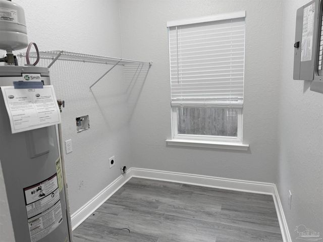 3013 N 36th Ave, Milton, FL 32583