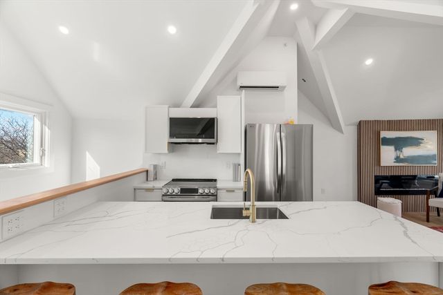 106 Electric Ave 3, Somerville, MA 02144