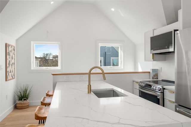 106 Electric Ave 3, Somerville, MA 02144