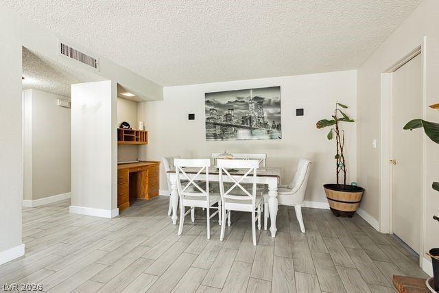 5445 El Roble Court, Las Vegas, NV 89120