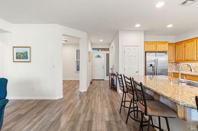 608 American Falls Dr, Rio Vista, CA 94571