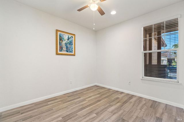 608 American Falls Dr, Rio Vista, CA 94571