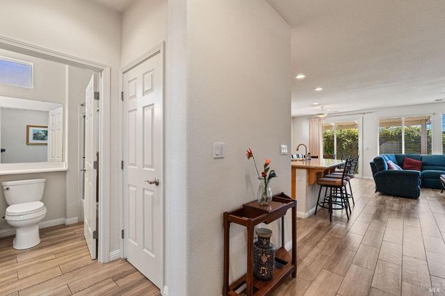 608 American Falls Dr, Rio Vista, CA 94571