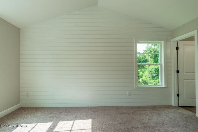 2106 Holly Drive, Wilmington, NC 28401